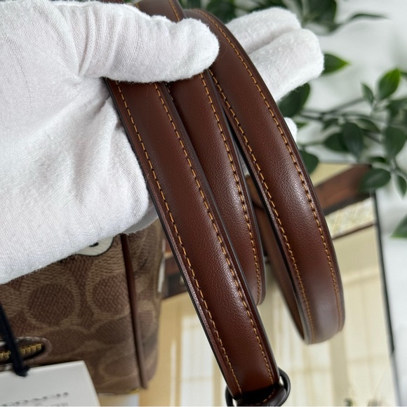 SOLDCoach X Peanuts Rowan Satchel Bag In Signature Canvas With Snoopy Print - Picture 13 of 15